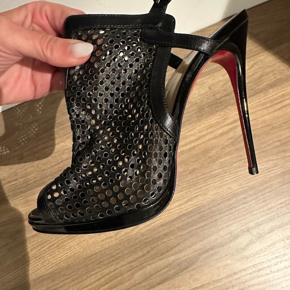 CHRISTIAN LOUBOUTIN
Escriminette 120mm Version - Picture 3 of 9